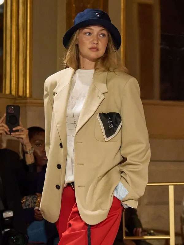 Gigi Hadid NYFW 2026 Oversized Blazer