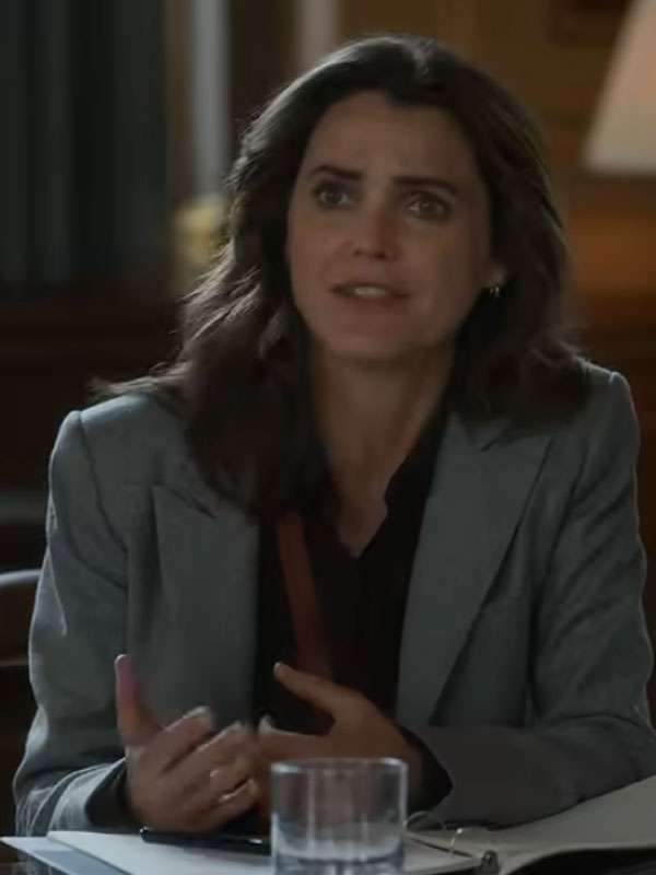 Kate Wyler The Diplomat 2026 Grey Blazer