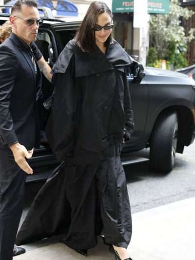 NYC 2026 Gal Gadot Black Long Trench Coat
